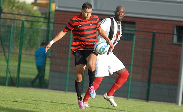 Le FC Vaulx aime l'Ardèche, Maouchi aussi, auteur des deux buts de la victoire du FC Vaulx sur le terrain du FC Rhône Vallée samedi soir