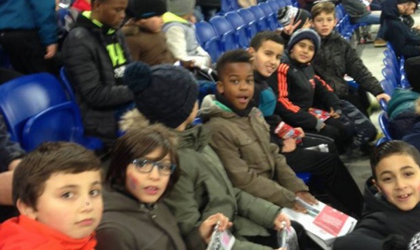 Les U10 du FC Vaulx ont assisté à la rencontre de l'Olympique Lyonnais face à Nancy