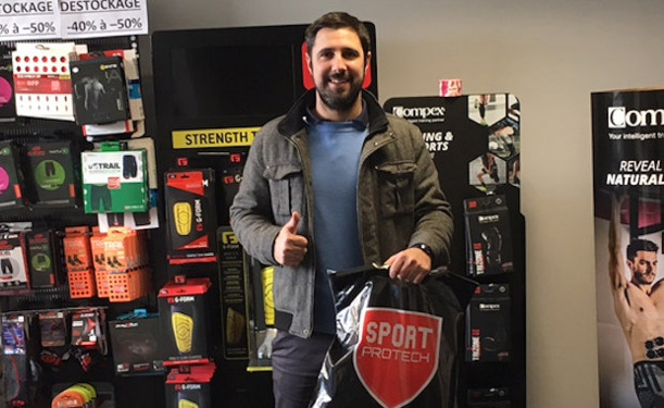 Arnaud Perilli (Chazay FC) Arnaud Perilli (Chazay FC)