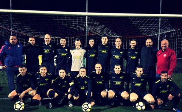 Foot loisir - La FFL JASSANS détrône tout !  Foot loisir - La FFL JASSANS détrône tout !