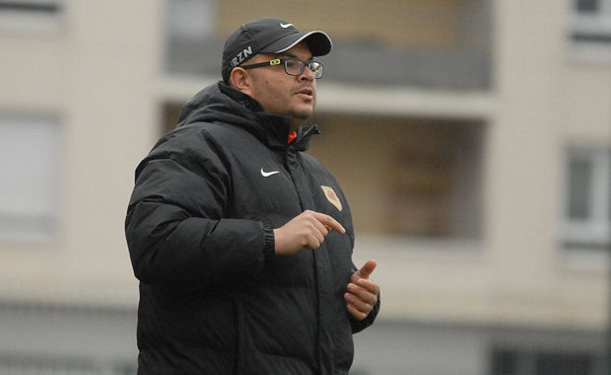 Mohamed Métoui, l'entraîneur des U19 de Lyon-Duchère AS... Mohamed Métoui, l'entraîneur des U19 de Lyon-Duchère AS...