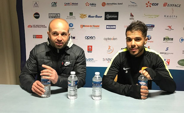 Karim Mokeddem et Sofiane Atik en conférence de presse Karim Mokeddem et Sofiane Atik en conférence de presse