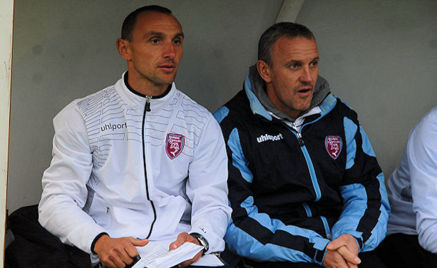 Nicolas Jars et Laurent Rugelj, le duo d'entraîneurs du FC Bourgoin, désormais installés tout en haut du Groupe F de CFA2