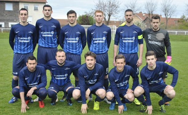 PHR (Poule B) -CHAPONNAY-MARENNES cale dans la Loire PHR (Poule B) -CHAPONNAY-MARENNES cale dans la Loire