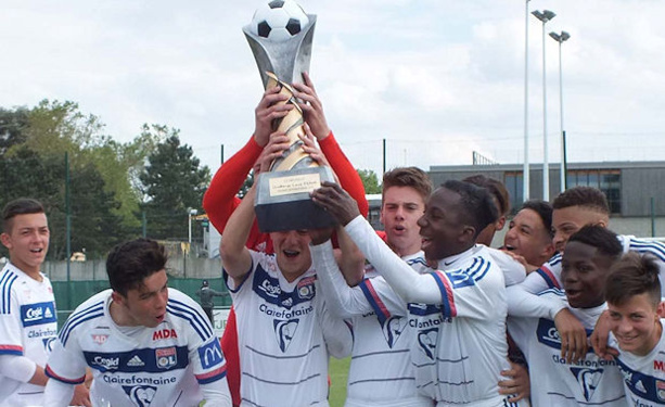 Tournoi INTERNATIONAL U15 NEUVILLE - Découvrez les 24 du préliminaire Tournoi INTERNATIONAL U15 NEUVILLE - Découvrez les 24 du préliminaire