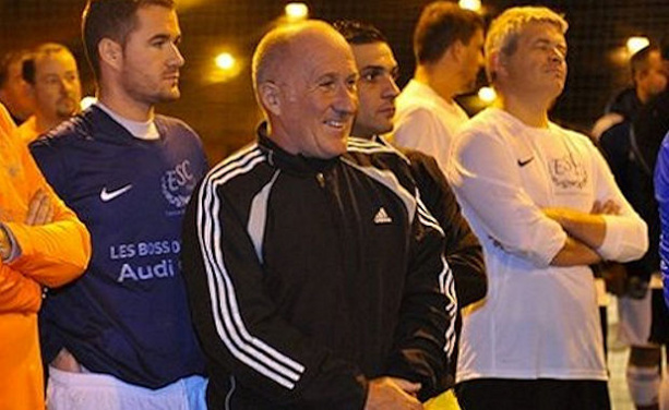 Foot5 (Finale Ligue JML) - M. OBITZ : "On aura une équipe de compétiteurs..." Foot5 (Finale Ligue JML) - M. OBITZ : "On aura une équipe de compétiteurs..."