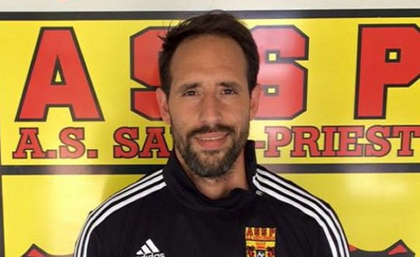 Mickaël NAPOLETANO : « La tête dit toujours oui mais le corps fait la grimace… » Mickaël NAPOLETANO : « La tête dit toujours oui mais le corps fait la grimace… »