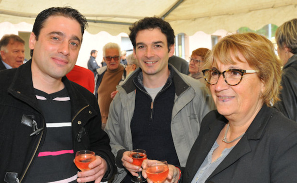 AS VALSONNE - La douche est chaude ! AS VALSONNE - La douche est chaude !