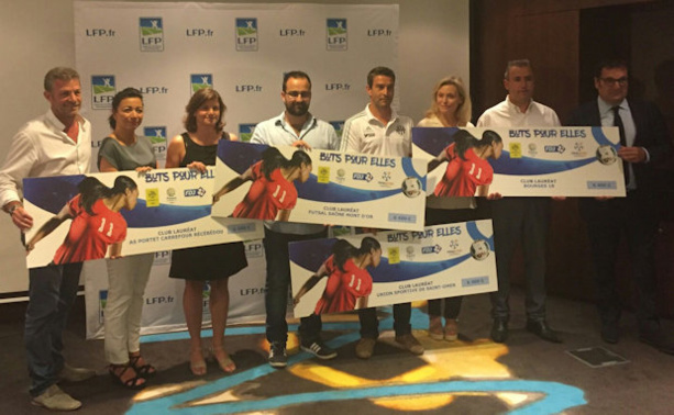 Récompense - "But pour Elles" pour FUTSAL SAONE MONT D'OR  Récompense - "But pour Elles" pour FUTSAL SAONE MONT D'OR