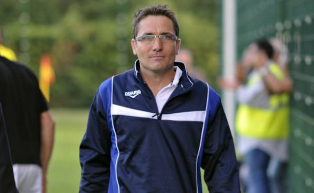 Alain POCHAT (FC Villefranche) - Rendez-vous en terre inconnue... Alain POCHAT (FC Villefranche) - Rendez-vous en terre inconnue...