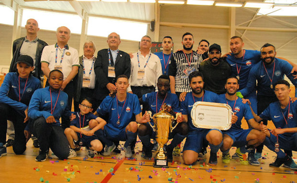 Livre d'Or Monfoot69 - La fabuleuse SAGA de l'AS MINGUETTES Futsal immortalisée Livre d'Or Monfoot69 - La fabuleuse SAGA de l'AS MINGUETTES Futsal immortalisée