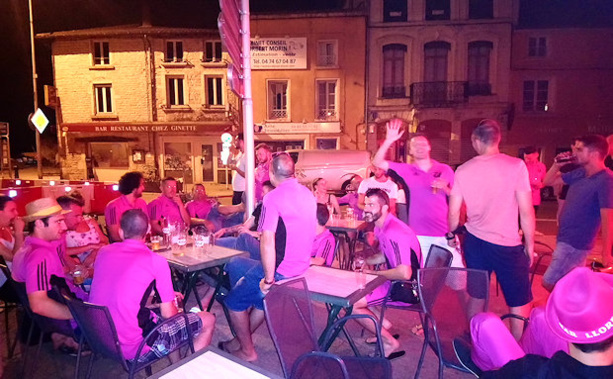 La défaite n'a pas empêché la troisième mi-temps du coté du FC Costauds La défaite n'a pas empêché la troisième mi-temps du coté du FC Costauds