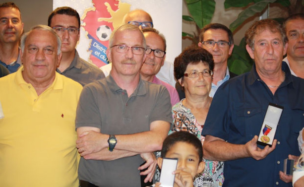 District - Tous les MEDAILLES 2016-2017 District - Tous les MEDAILLES 2016-2017