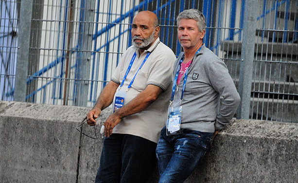 N1 - La DUCH bien payée mais leader ! N1 - La DUCH bien payée mais leader !