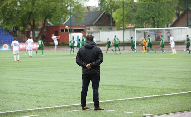 Dossier - La fin des emplois aidés, une vraie galère pour le football amateur... Dossier - La fin des emplois aidés, une vraie galère pour le football amateur...