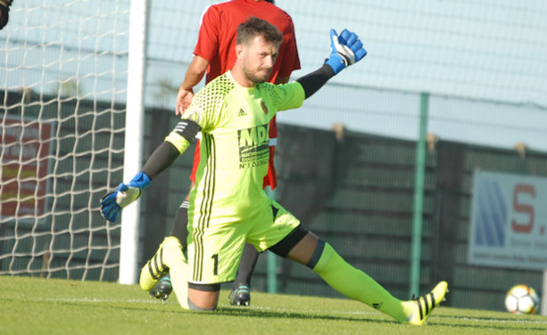 Daniel Jaccard devra se montrer intraitable au camp des loges pour faire échaec aux attaquants parisiens Daniel Jaccard devra se montrer intraitable au camp des loges pour faire échaec aux attaquants parisiens