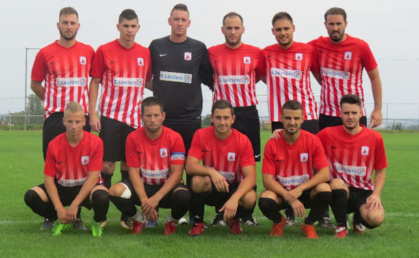 Entente VAUXONNE - L'équipe fanion n'a -déjà- plus d'entraîneur ! Entente VAUXONNE - L'équipe fanion n'a -déjà- plus d'entraîneur !