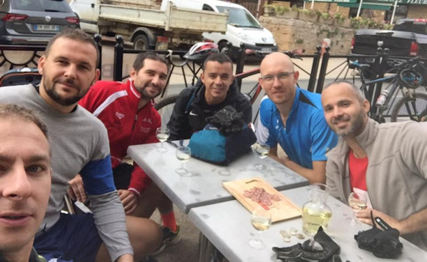 Echos des clubs - La FFL JASSANS travaille… sa cohésion ! Echos des clubs - La FFL JASSANS travaille… sa cohésion !