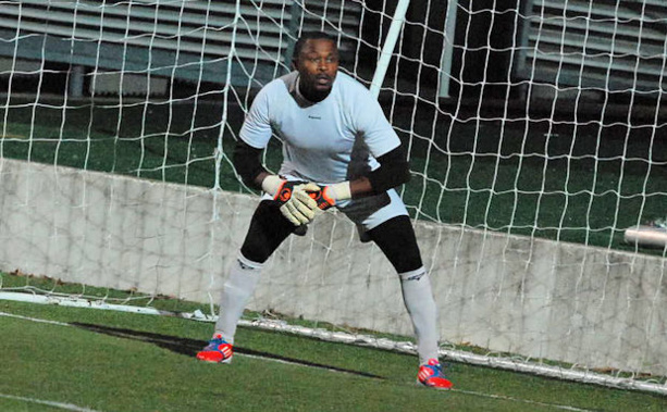 Coupe de France (FC Bords de Saône) - T. N'GAHANE : "J'ai su garder la main gauche ferme..." Coupe de France (FC Bords de Saône) - T. N'GAHANE : "J'ai su garder la main gauche ferme..."