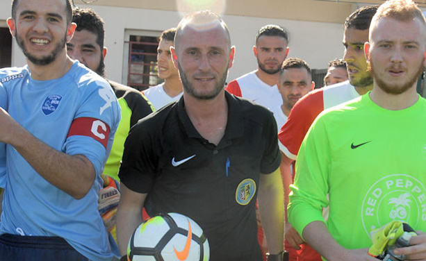 L'arbitre de la rencontre L'arbitre de la rencontre