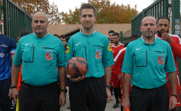 Les arbitres de la rencontre
