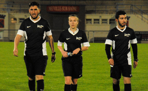 Les arbitres de la rencontre Les arbitres de la rencontre