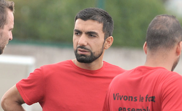 ECHOS des CLUBS - Plus de peur que de mal pour S. ERTEK, 11 minutes d'arrêts de jeu à JOMARD ECHOS des CLUBS - Plus de peur que de mal pour S. ERTEK, 11 minutes d'arrêts de jeu à JOMARD