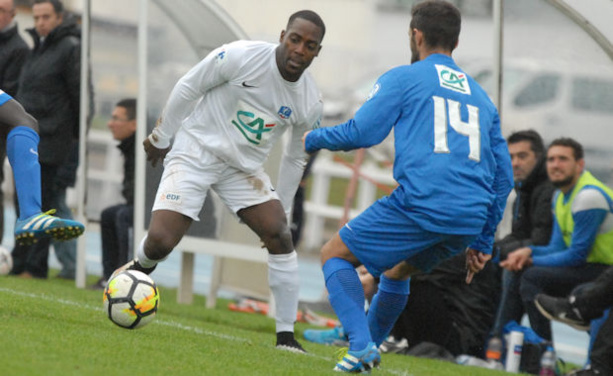 Tyrban a été très actif dans son couloir gauche Tyrban a été très actif dans son couloir gauche