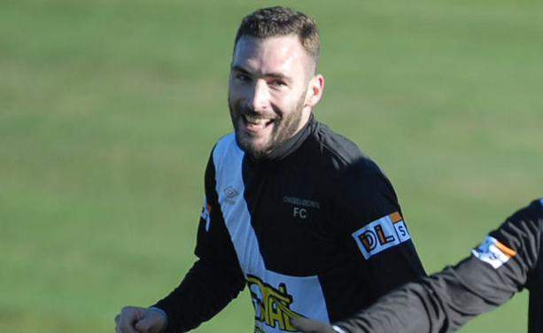 Romuald Venet a frappé trois fois avec la réserve du Chassieu-Décines FC Romuald Venet a frappé trois fois avec la réserve du Chassieu-Décines FC