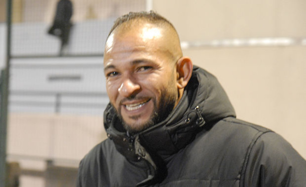 Les ECHOS des CLUBS – N. SMARI, coach le samedi, buteur le dimanche Les ECHOS des CLUBS – N. SMARI, coach le samedi, buteur le dimanche