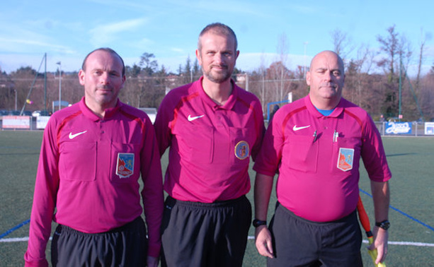 Les arbitre de la rencontre Les arbitre de la rencontre
