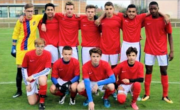 Les ECHOS des CLUBS - Et si les U17 du FC SAINTE-FOY voyaient plus loin ? Les ECHOS des CLUBS - Et si les U17 du FC SAINTE-FOY voyaient plus loin ?