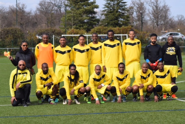 Coupe du Rhône – Les ANTILLAIS ont TOMPOUCE devant et deux GATUSO au milieu ! Coupe du Rhône – Les ANTILLAIS ont TOMPOUCE devant et deux GATUSO au milieu !