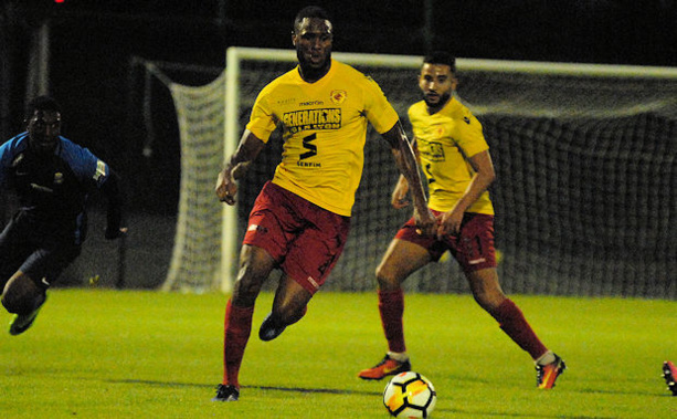 Sefil et la défense duchéroise ont fini par craquer... à la dernière seconde ! Sefil et la défense duchéroise ont fini par craquer... à la dernière seconde !