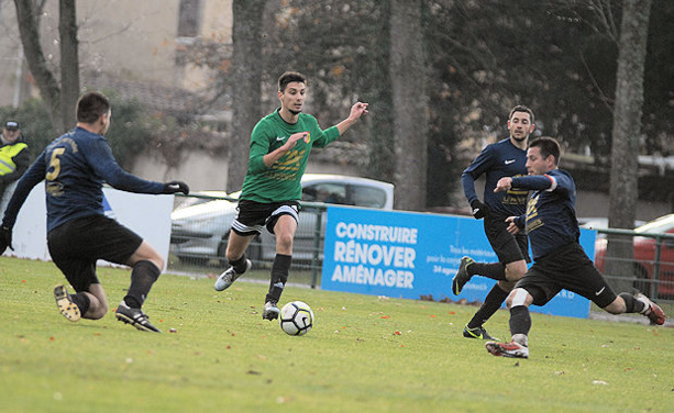 Coupe du Rhône - L'Entente VAUXONNE un cran dessus, le FC SUD OUEST 69 un cran dessous