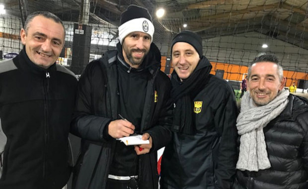 Foot5 Indoor - Du SUN SET SOCCER au BELLAGIO pour l’AS SAINT-PRIEST A Mions Foot5 Indoor - Du SUN SET SOCCER au BELLAGIO pour l’AS SAINT-PRIEST A Mions