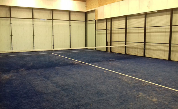 Le seul terrain de Padel du secteur se trouve chez Set&Match Craponne