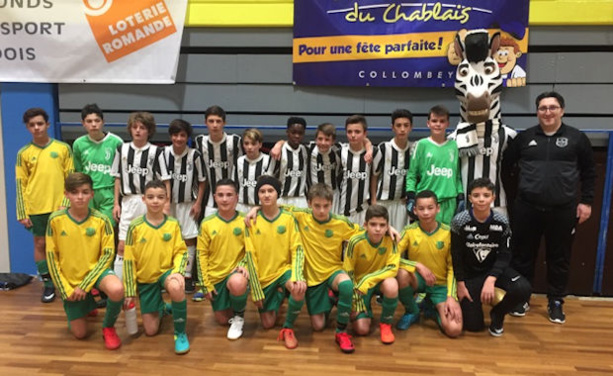Les ECHOS des CLUBS - Les U13 du FC BORDS de SAÔNE avec CITY et la JUVE ! Les ECHOS des CLUBS - Les U13 du FC BORDS de SAÔNE avec CITY et la JUVE !
