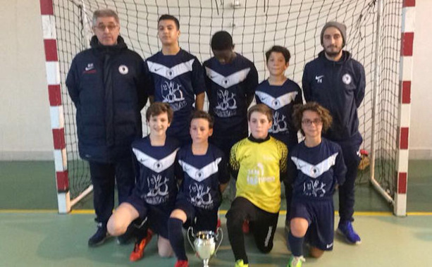Les ECHOS des CLUBS - Champions les U13 de LYON-X-ROUSSE Foot Les ECHOS des CLUBS - Champions les U13 de LYON-X-ROUSSE Foot