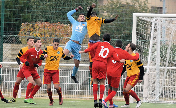 Gambardella U19 - Ayoub CHORFA : "On sent une certaine excitation dans le vestiaire..." Gambardella U19 - Ayoub CHORFA : "On sent une certaine excitation dans le vestiaire..."