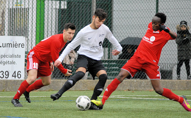 Coupe LAuRA – L’AS MISERIEUX-TREVOUX d’un souffle, l’AS MONTCHAT d’un rien Coupe LAuRA – L’AS MISERIEUX-TREVOUX d’un souffle, l’AS MONTCHAT d’un rien