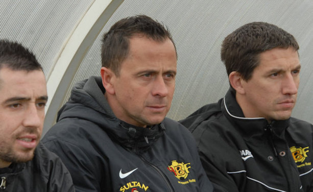 Laurent Desfayes et Haute-Brévenne Foot veulent relever la tête contre le FC Pontcharra Saint-Loup Laurent Desfayes et Haute-Brévenne Foot veulent relever la tête contre le FC Pontcharra Saint-Loup