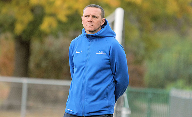 FC Chaponnay-Marennes - V. PEDREIRO : "Je veux quatorze soldats..." FC Chaponnay-Marennes - V. PEDREIRO : "Je veux quatorze soldats..."