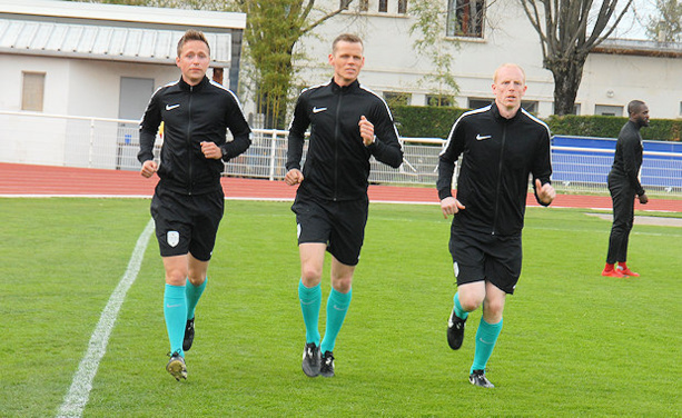 Les arbitres norvégiens de la rencontre Les arbitres norvégiens de la rencontre