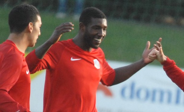 Malik Assef s'est offert un joli quadruplé avec Ain Sud Foot Malik Assef s'est offert un joli quadruplé avec Ain Sud Foot