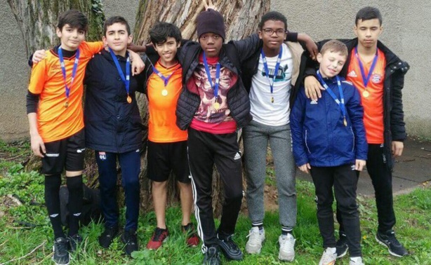 Les ECHOS des CLUBS - CHASSIEU DECINES FC a un bel avenir Les ECHOS des CLUBS - CHASSIEU DECINES FC a un bel avenir