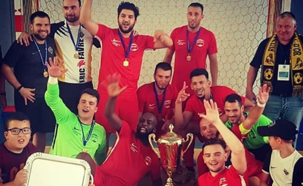 Futsal - Une coupe pour FS MONT d'OR, ALF Futsal trop court Futsal - Une coupe pour FS MONT d'OR, ALF Futsal trop court