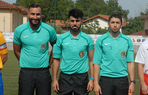 Les arbitres de la rencontre