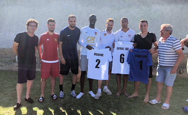 Les ECHOS des CLUBS - Ils feront toujours partie de "la famille" MDA Foot B Les ECHOS des CLUBS - Ils feront toujours partie de "la famille" MDA Foot B
