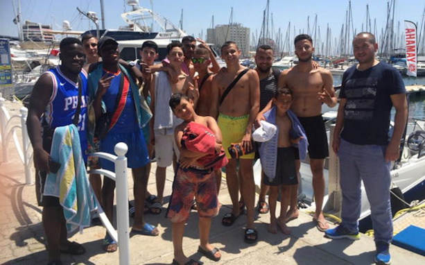 U19 AS MINGUETTES - On ne sort pas en boite de nuit en baskets et non accompagné ! U19 AS MINGUETTES - On ne sort pas en boite de nuit en baskets et non accompagné !